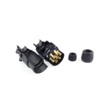Wtyczka przyczepy 7 PIN z nakrętką AMIO-02144