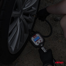 Pripūtimo pistoletas su skaitmeniniu slėgio matuokliu 16 bar AMIO-04483