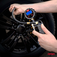 Inflating gun with digital pressure gauge 17 bar AMIO-04466