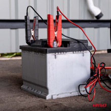 Skaitmeninis lygintuvas su paleidimo pagalba AGM GEL STD LFP MAX 25A 12V 24V PRO AMIO-04530