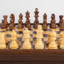 Manopoulos Olive Burl Chess Set 27x27cm With Staunton Chess Pieces