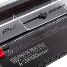 Document binding machine with metal spirals