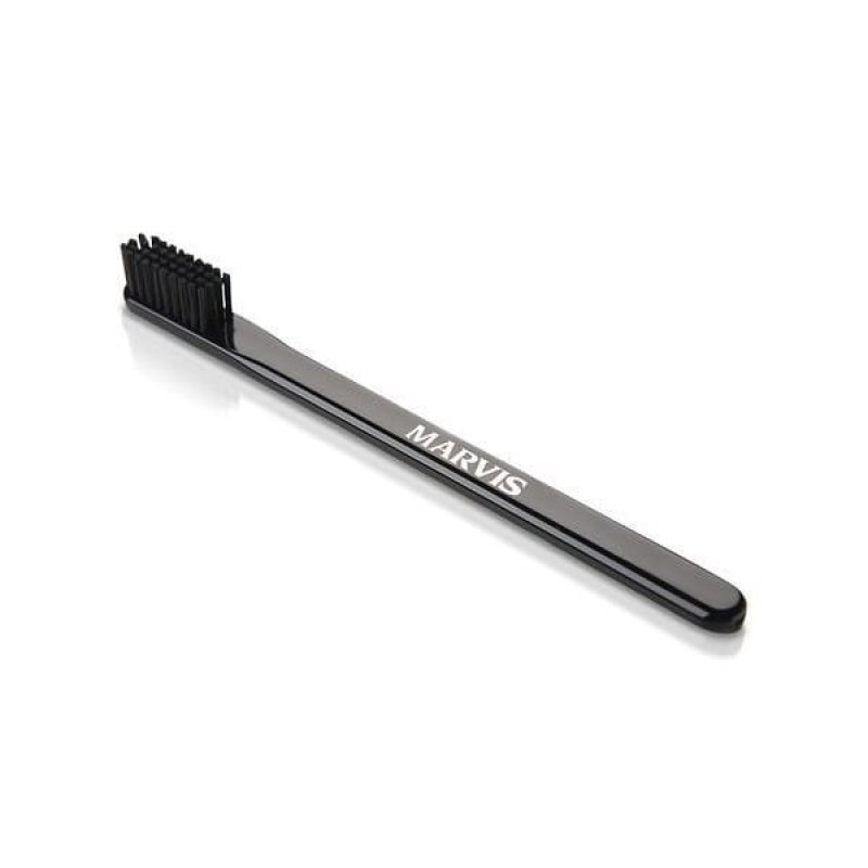 Black Medium Toothbrush Toothbrush (medium hardness) 1 pc.