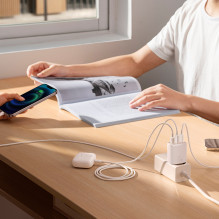 GRĄŽINTA PREKĖ Baseus Compact įkroviklis 3x USB 17W baltas (CCXJ020102) GRĄŽINTA PREKĖ Baseus Compact įkroviklis 3x USB 17W baltas (CCXJ020102)