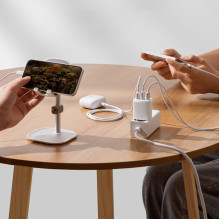 RETURNED ITEM Baseus Compact charger 3x USB 17W white (CCXJ020102) RETURNED ITEM Baseus Compact charger 3x USB 17W white (CCXJ020102)