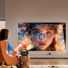 Yaber U12 LCD FullHD 1080p multimedijos projektorius su stereo garsiakalbiais – juodas