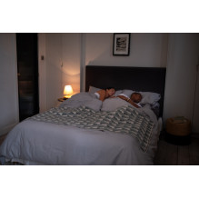 Homedics SS-WB100CE-WW, „WakeBand“, jūsų tylus žadintuvas, kreminės spalvos