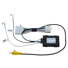 Adapter do uruchomienia tylnej fabrycznej kamery cofania Dacia Duster 2015- , Dacia Logan 2015- , Dacia Sandero 2015-