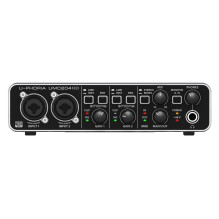 Behringer UMC204HD supplementary music equipment