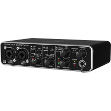 Behringer UMC204HD papildoma muzikos įranga