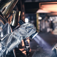 Ledlenser P18R juodas rankinis žibintuvėlis LED Ledlenser P18R juodas rankinis žibintuvėlis LED