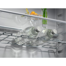 ELECTROLUX KNP7TE75S fridge-freezer