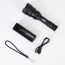 PNI Adventure F300 flashlight with 3 light colors white, red, green, distance 650m and 620lm