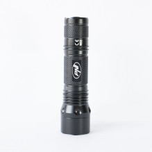 PNI Adventure FDW28 flashlight