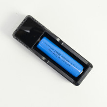 PNI Adventure F300 LED flashlight in 3 colors, white, red, green, distance 500 m, luminous flux 540 lm, 18650 3000mAh ba