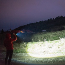 PNI Adventure F810 flashlight with LED 138 W, 3 lighting levels plus Turbo, 12000 lumens, zoom, up to 250 m, 5000 mAh ba