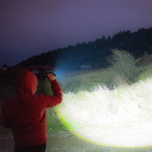 PNI Adventure F820 200 W flashlight, 3 lighting levels plus Turbo, 20000 lumens, up to 350 m, 2600 mAh battery, IPX7, Po