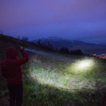 PNI Adventure F410 aluminum flashlight, with 10W LED, 700 lumens, up to 250 m, IP44, USB Type C, 3000mAh batteries inclu