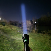 PNI Adventure F410 aluminum flashlight, with 10W LED, 700 lumens, up to 250 m, IP44, USB Type C, 3000mAh batteries inclu