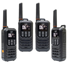 Kit of 4 portable radio...