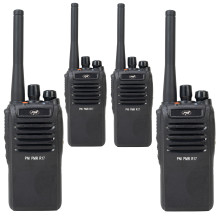 Kit of 4 portable radio...