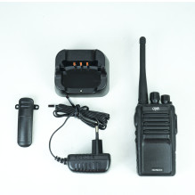 Kit of 2 portable radio stations PNI PMR R15 0.5W, 16 programmable channels, 16 PMR and 50 CTCSS and 104 DCS tones, ASQ,