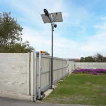PNI SL802 gatvių apšvietimo stulpas su dviem 160 W fotovoltiniais skydais, 50 W projektoriumi su 2 LED, 60 Ah baterija i PNI SL802 gatvių apšvietimo stulpas su dviem 160 W fotovoltiniais skydais, 50 W projektoriumi su 2 LED, 60 Ah baterija i