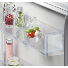 Įmontuojamas 177 cm šaldytuvas su šaldikliu AEG TC6MS18FDF