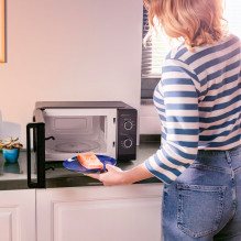 Beko microwave oven MOC20100BFB, 700 W, 20 L, defrost function, black Beko microwave oven MOC20100BFB, 700 W, 20 L, defrost function, black