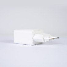 PNI CHG300 power supply with USB C port, QC3.0, PD3.0, PPS and USB-A port, 30W