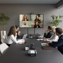 „Maclean“ televizoriaus stovas / vežimėlis, lentyna kamerai, ant ratukų, 37–70 pėdų, maks. apkrova 45 kg / 5 kg lentyna,