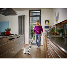 „Leifheit PowerVac 2in1“ 2 viename lazdinis dulkių siurblys, akumuliatorinis, sausas, cikloninis, be maišelio, juoda, mė „Leifheit PowerVac 2in1“ 2 viename lazdinis dulkių siurblys, akumuliatorinis, sausas, cikloninis, be maišelio, juoda, mė