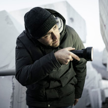 Ledlenser P18R juodas rankinis žibintuvėlis LED