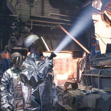 Ledlenser P18R Black Hand flashlight LED