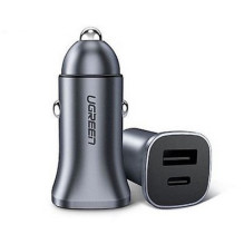 „Ugreen“ USB C tipo / USB 24 W greito įkrovimo automobilinis įkroviklis su maitinimo šaltiniu, pilkas (30780)