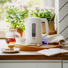 ADLER AD 1379W WHITE ELECTRIC KETTLE ADLER AD 1379W WHITE ELECTRIC KETTLE