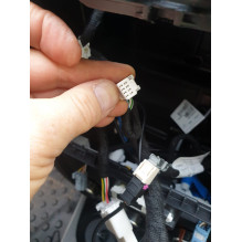 Adapter do sterowania z kierownicy Dacia Duster Logan Sandero 2010- CTSDC002.2