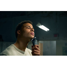 Philips SHAVER Series 5000 S5898 / 35 Wet and dry electric shaver with 2 accessories