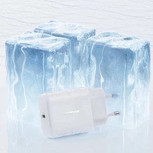 Įkroviklis Joyroom 'JR-TCF24' baltas (PD30W) + 'Type-C' laidas