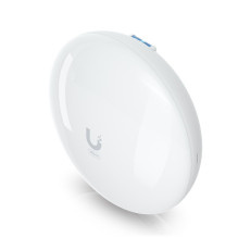 UBIQUITI Compact 60 GHz PtMP Station Powered by Wave Technology Wave Pico