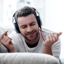 RETURNED ITEM Baseus Yiven M30 stereo audio cable AUX 3.5 mm male mini jack 1.5 m silver-black (CAM30-CS1)