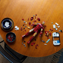 LEGO MARVEL 76344 Iron Man Mark 3 — Collectors' Edition