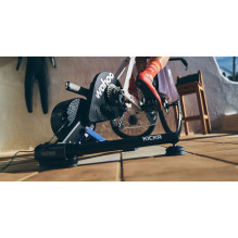 WAHOO KICKR Smart Trainer (v6)
