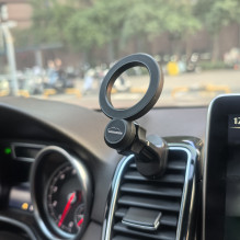 Silvercloud Easy Drive 30 Magsafe magnetic mount for mobile phones, attaches to the ventilation grille