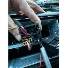 Adapter CAN BUS do sterowania z kierownicy Audi, Seat, Skoda, VW 40 Pin Quadlock + Sound System.