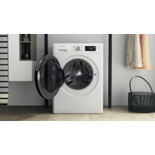 „Whirlpool FFWDB 864349 BV EE“