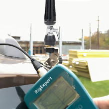 CB antena PNI LED 850, 85 cm, 300 vatų, sulankstoma, šviečia perdavimo metu ir PNI T601 tvirtinimo laidas CB antena PNI LED 850, 85 cm, 300 vatų, sulankstoma, šviečia perdavimo metu ir PNI T601 tvirtinimo laidas