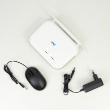 PNI House WiFi800 NVR belaidžio vaizdo stebėjimo rinkinys ir 4 lauko PNI IP840 kameros, 8MP, 4K, IP65