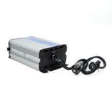 PNI CN15 įtampos keitiklis 180 W, 24–12 V, 15 A, USB 2.0, išėjimo trumpojo jungimo apsauga PNI CN15 įtampos keitiklis 180 W, 24–12 V, 15 A, USB 2.0, išėjimo trumpojo jungimo apsauga