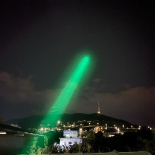 PNI Adventure F750 Green Light aluminum flashlight, LED 10W, 500 lm, up to 850 m, IP44, 4000mAh battery included, chargi PNI Adventure F750 Green Light aluminum flashlight, LED 10W, 500 lm, up to 850 m, IP44, 4000mAh battery included, chargi